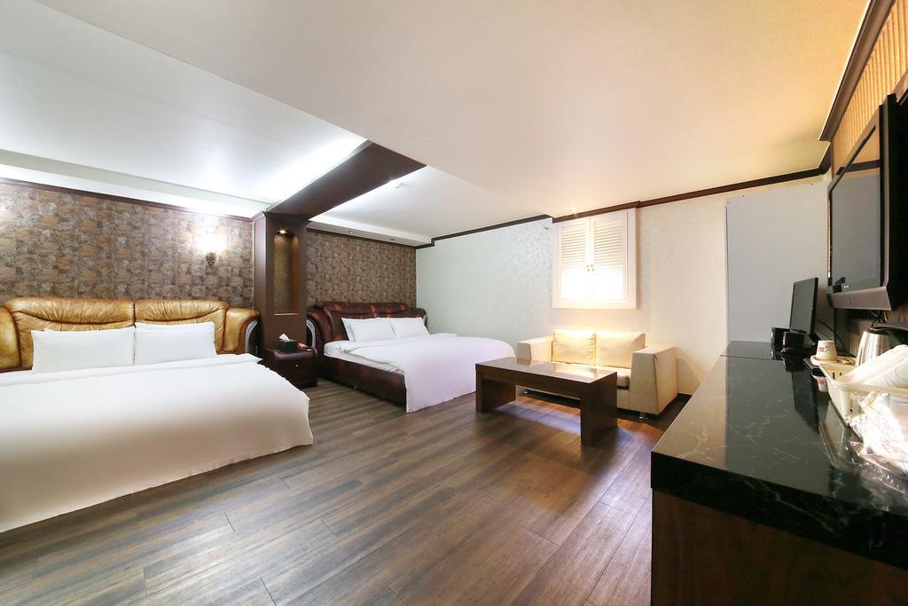 Hotel Diamond Suwon Exterior foto